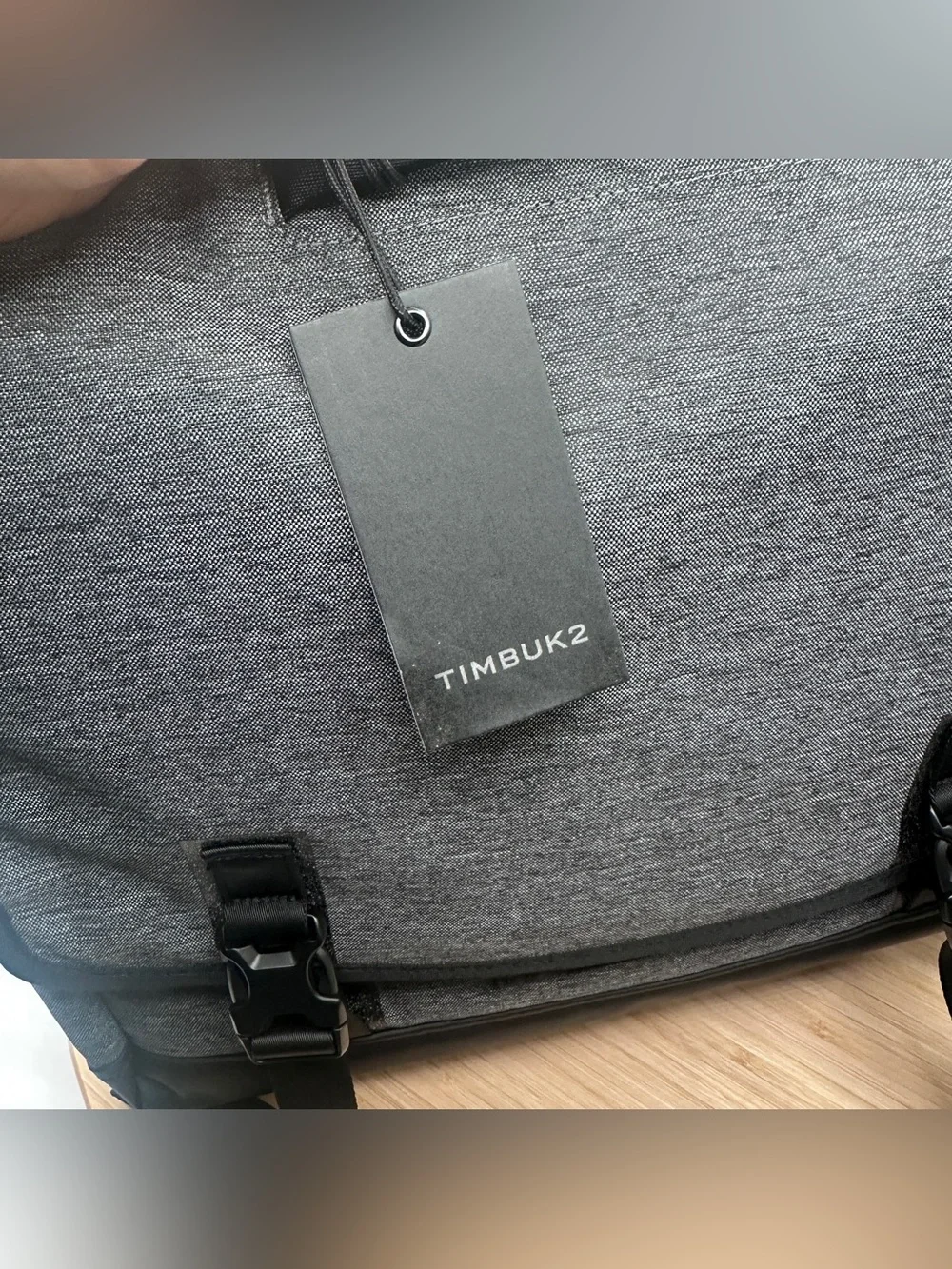 NWT Timbuk2 Closer laptop briefcase. Size medium.